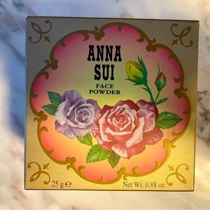 Anna Sui Face Powder with Case NWOT